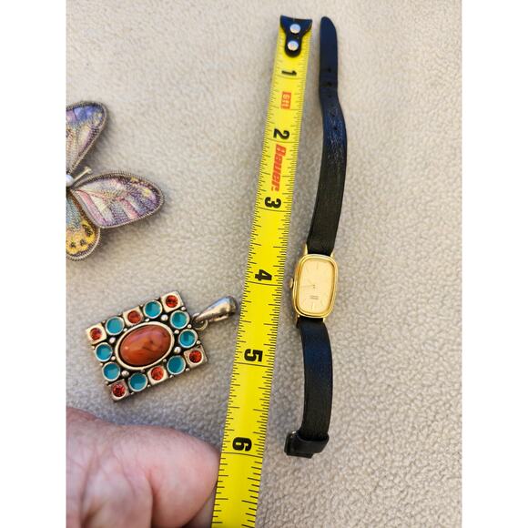 Lot 8 Vintage Jewelry Lot Ring Broochs Seiko Watch Turtle Aztec Charm - Picture 15 of 16